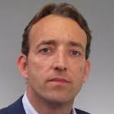 Arjen_van_der_Valk_sml.jpg Arjen_van_der_Valk_sml.jpg